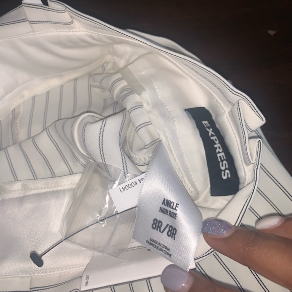 HIGH WAISTED PINSTRIPE PAPERBAG ANKLE PANT - Picture 6 of 7